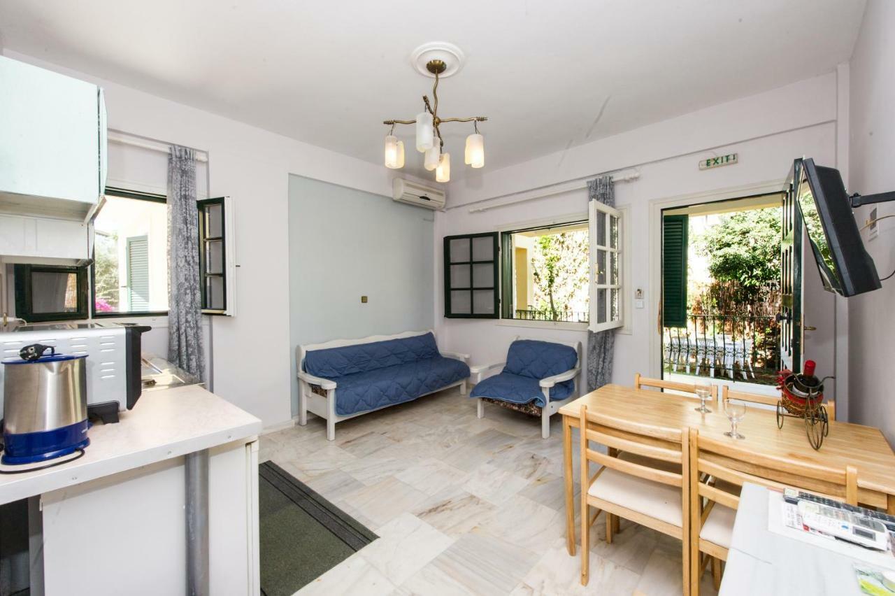 Anesis Apartments チラニ エクステリア 写真